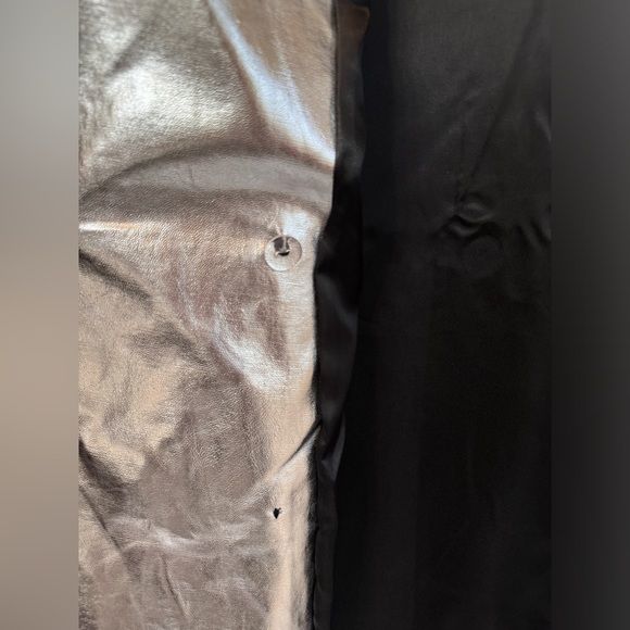 TAES Silver Trench Coat Size Large NWT - Picture 4 of 6